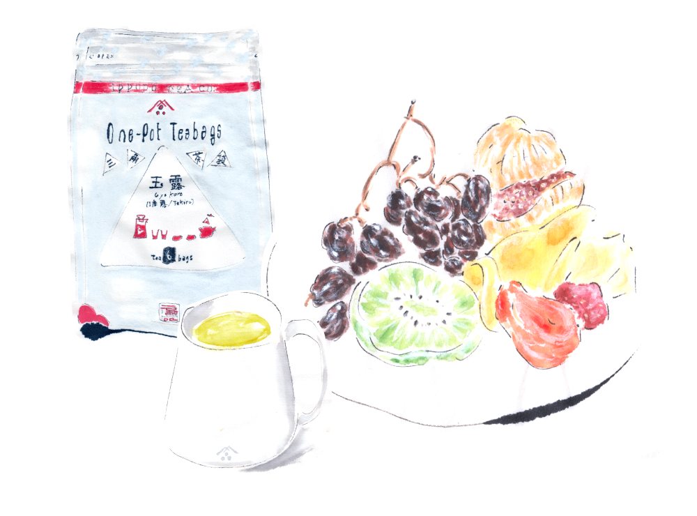 ドライフルーツと三角茶袋玉露。