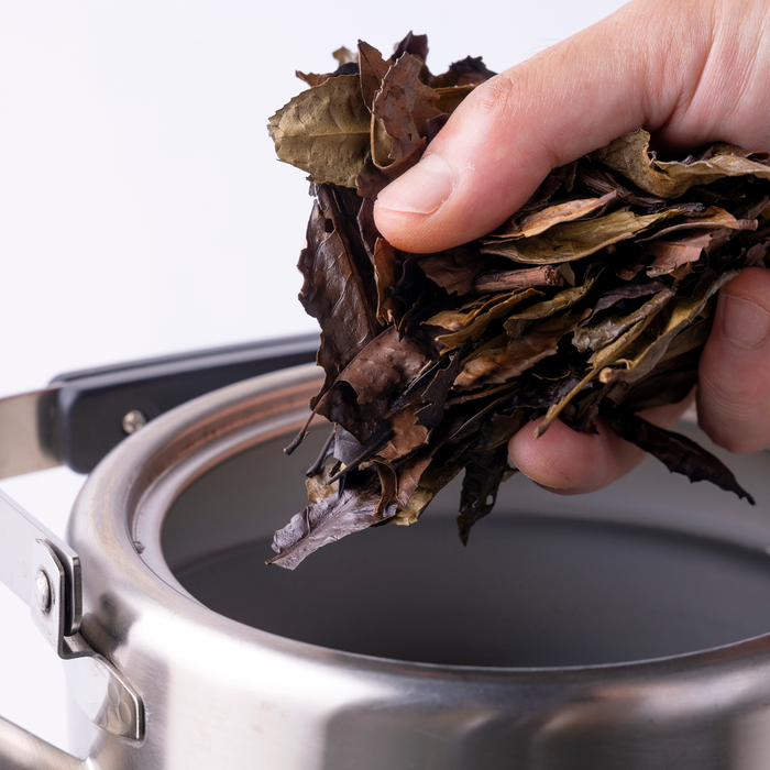 やかんで作る、たっぷりのいり番茶（リーフ）