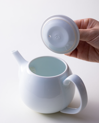 白磁ティーポット(波佐見焼)