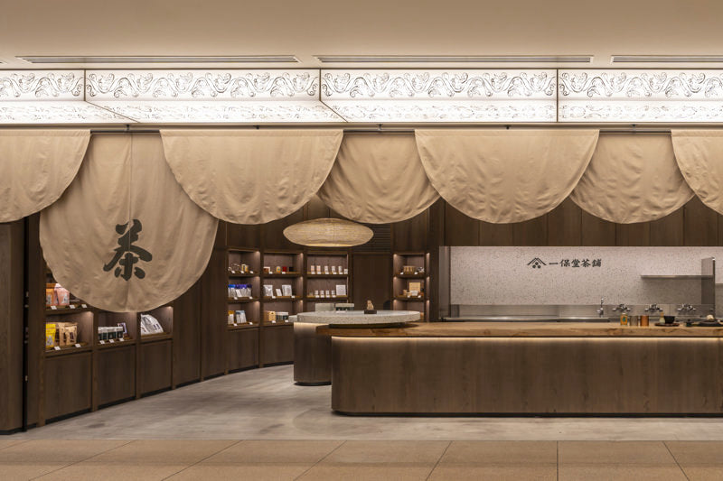 新丸ビル店の店内